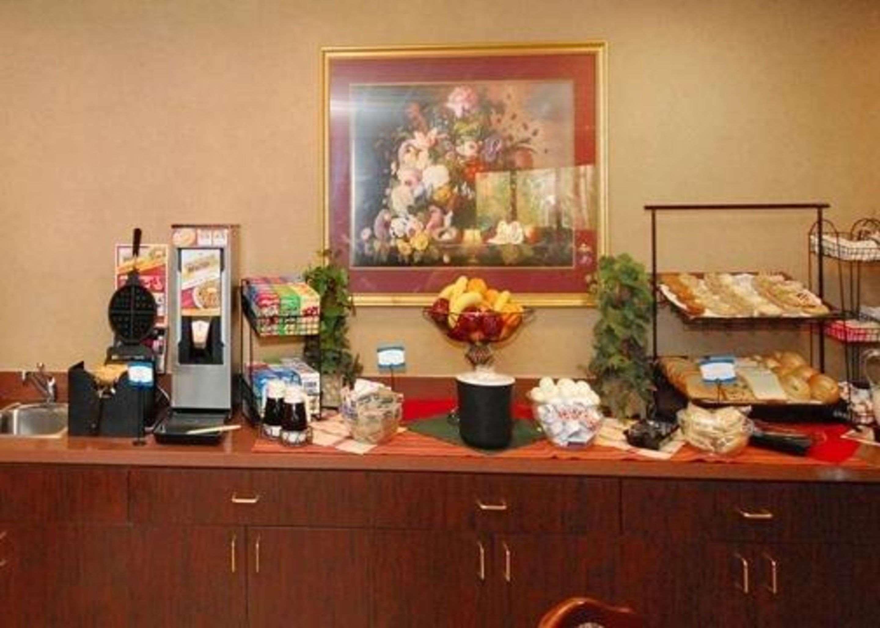 Quality Inn & Suites Tarboro - Kingsboro Buitenkant foto