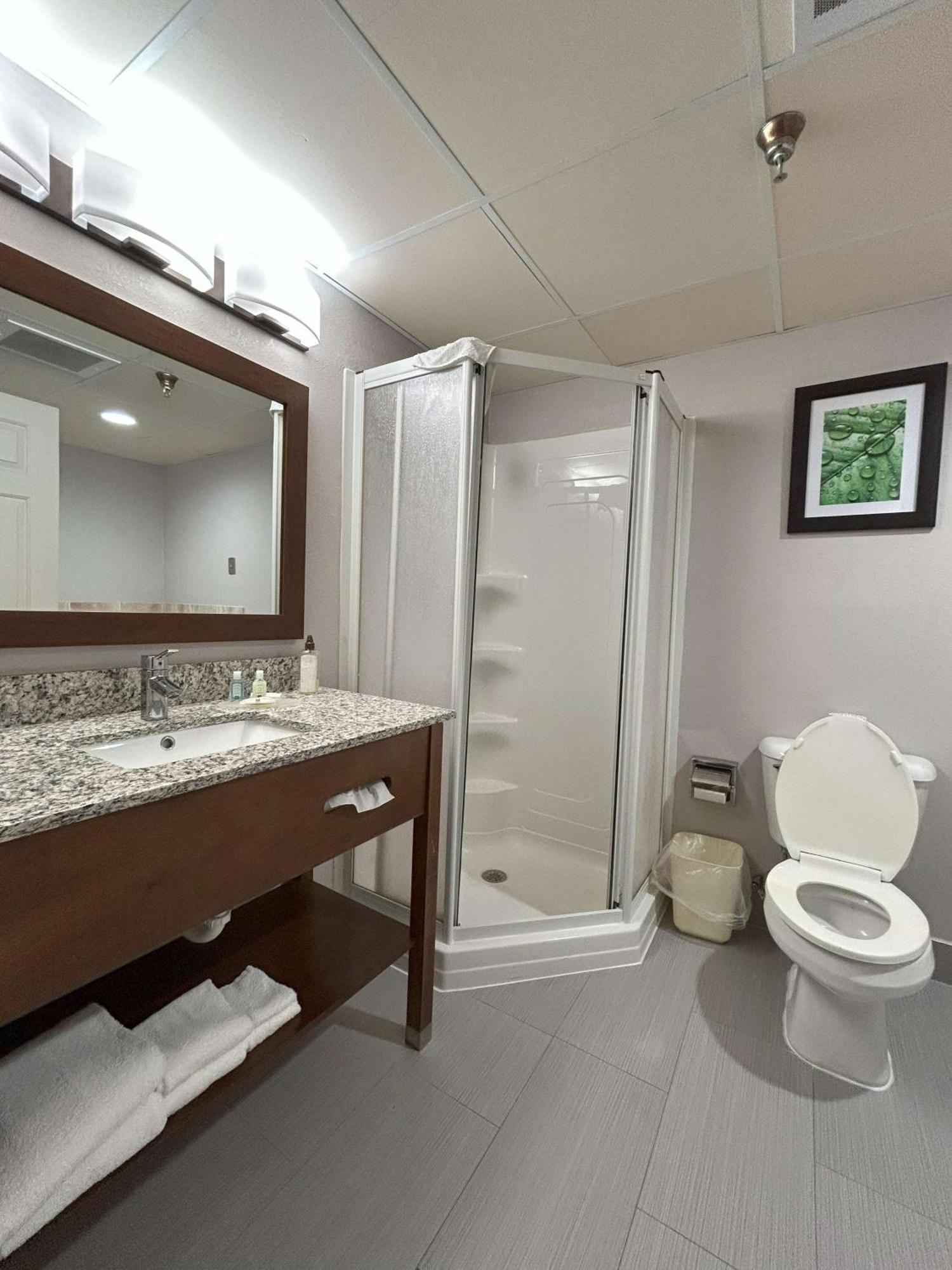 Quality Inn & Suites Tarboro - Kingsboro Buitenkant foto